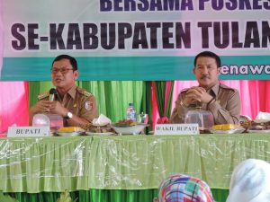 BERI ARAHAN - Bupati Tuba Ir Hanan A Rozak didampingi Wakil Bupati Heri Wardoyo saat memberikan arahan dalam Rakor Dinas Kesehatan yang dilaksanakan di Banjarmargo
