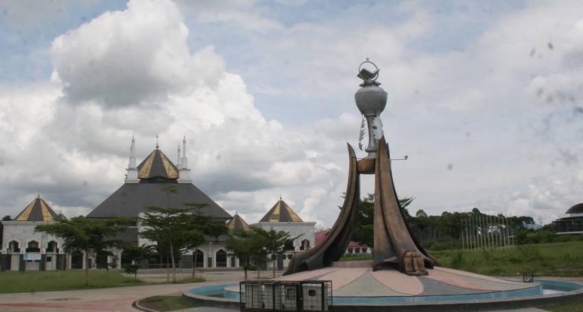 Masjid Bintang Mas yang menjadi kebanggaan w arga Kabupaten Lampung Barat. Foto istimewa