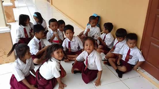 murid sekolah dasar di kecamatan simpang pematang, mesuji.